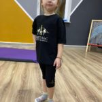 трикотаж с вышевкой для сцены
